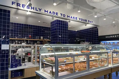 Persian Bakery photo 1